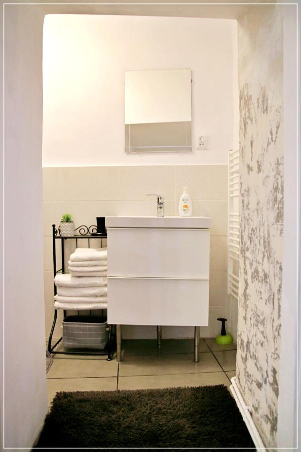 Fifty Shades Of Travel Apartamento Braşov Exterior foto