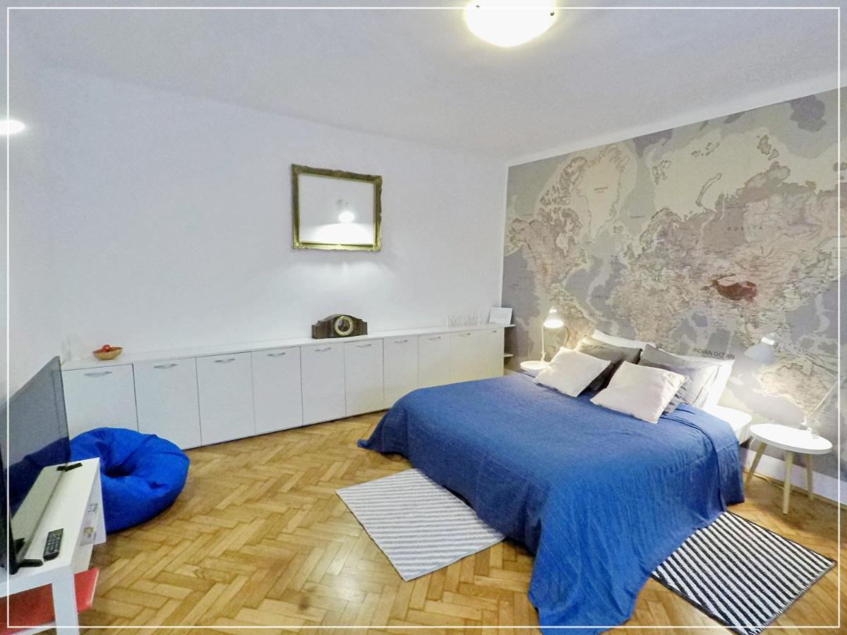 Fifty Shades Of Travel Apartamento Braşov Exterior foto