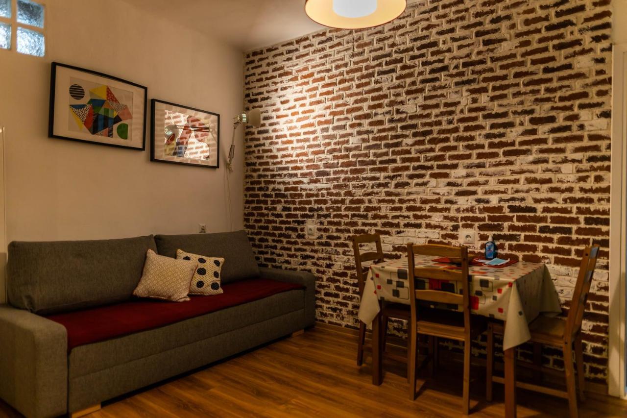 Fifty Shades Of Travel Apartamento Braşov Exterior foto