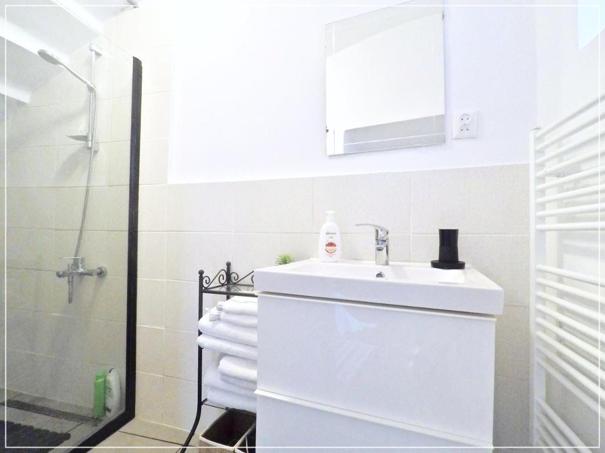 Fifty Shades Of Travel Apartamento Braşov Exterior foto